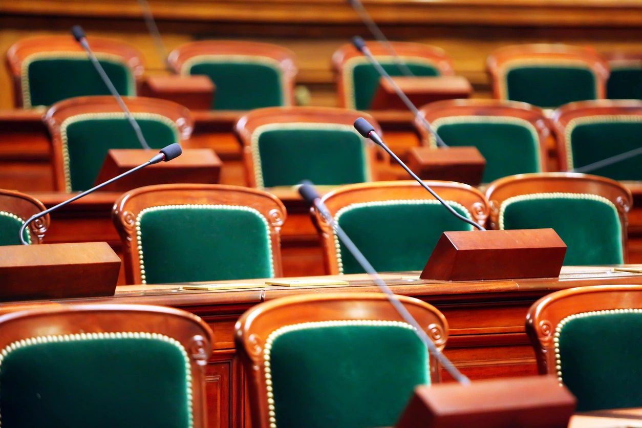 Democracy's Missing Middle